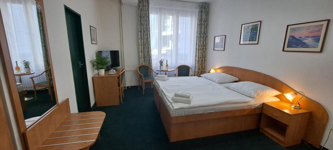 Hotel Legie Prag Eksteriør billede