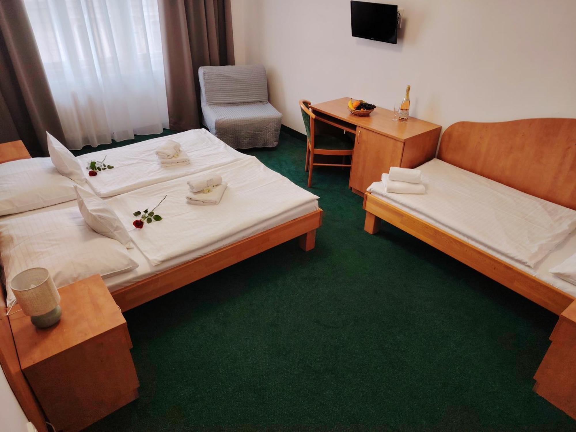 Hotel Legie Prag Eksteriør billede
